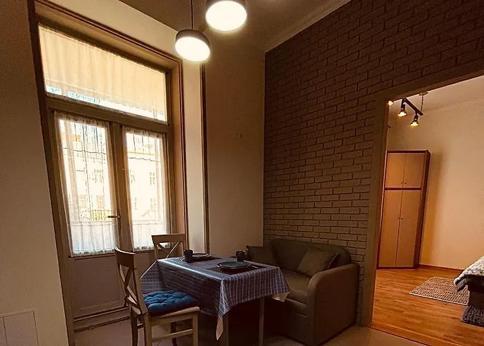 Apart23